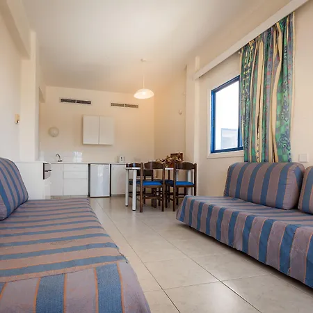 Crown Elamaris Aparthotel