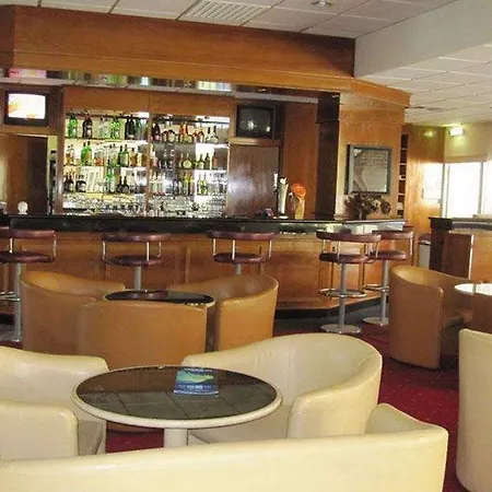 Crown Elamaris Aparthotel