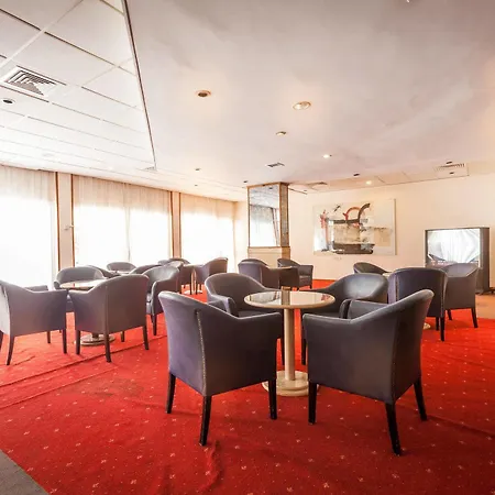 Crown Elamaris 3* Protaras
