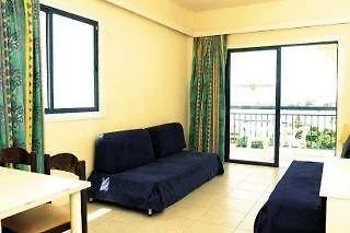 Apartahotel Crown Elamaris Protaras
