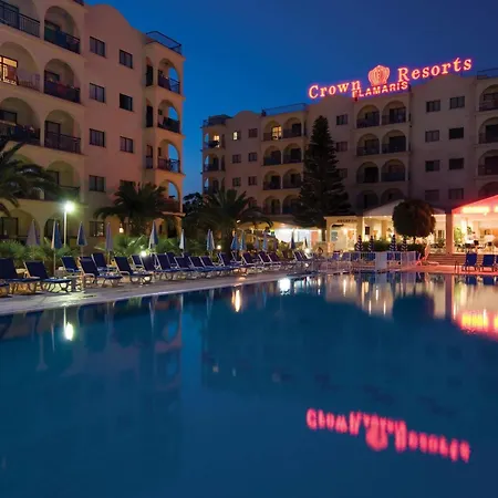 Crown Elamaris Apartahotel Protaras